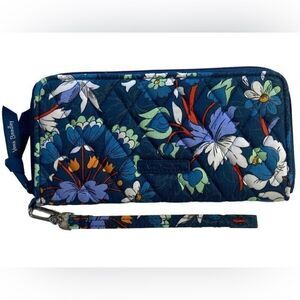 VERA BRADLEY RFID ACCORDION WRISTLET in Signature Cotton - Floral Burst